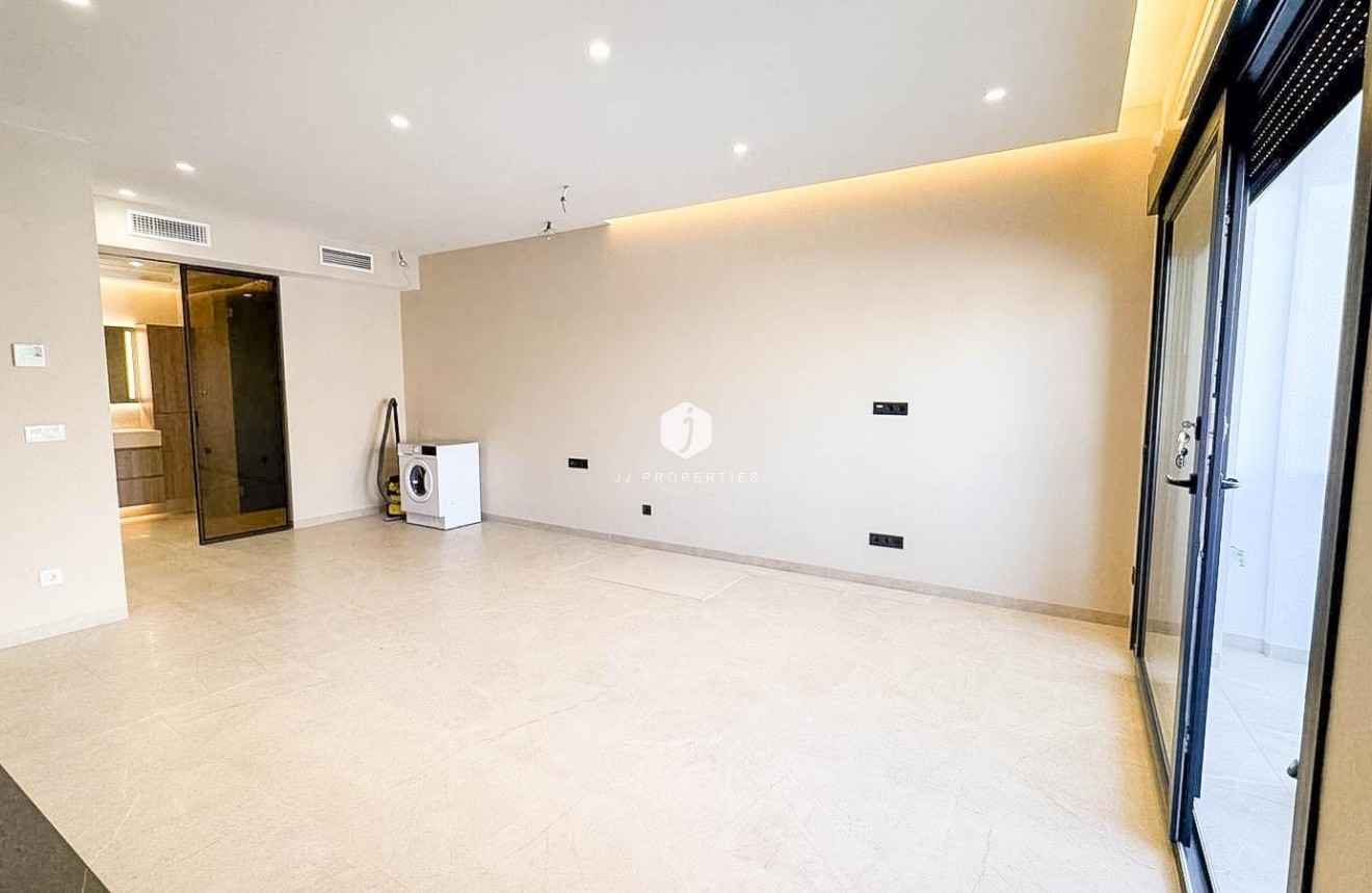 Tweedehands - Appartement / flat -
Torrevieja - Playa de los Locos