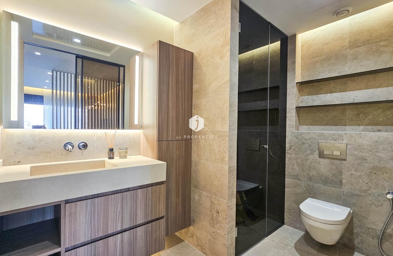 Tweedehands - Appartement / flat -
Torrevieja - Playa de los Locos