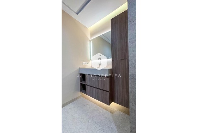Tweedehands - Appartement / flat -
Torrevieja - Playa de los Locos