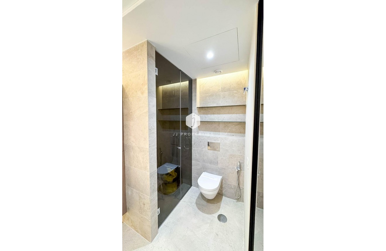 Tweedehands - Appartement / flat -
Torrevieja - Playa de los Locos