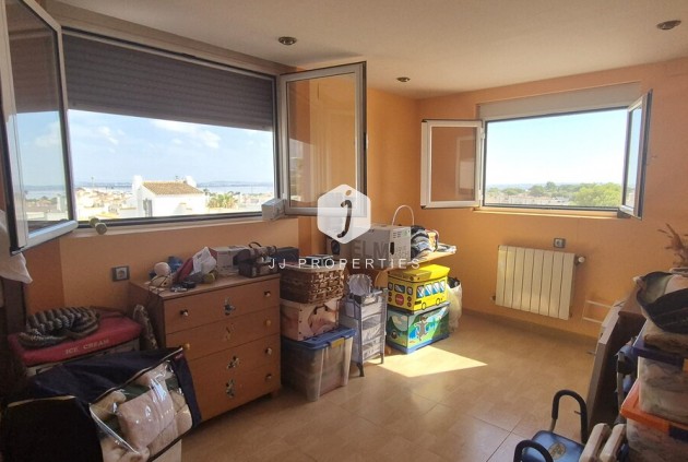 Z drugiej ręki - Szalet -
Torrevieja - Costa Blanca