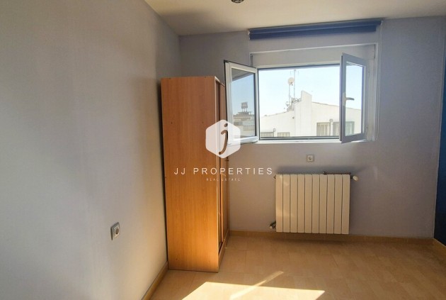 Z drugiej ręki - Szalet -
Torrevieja - Costa Blanca