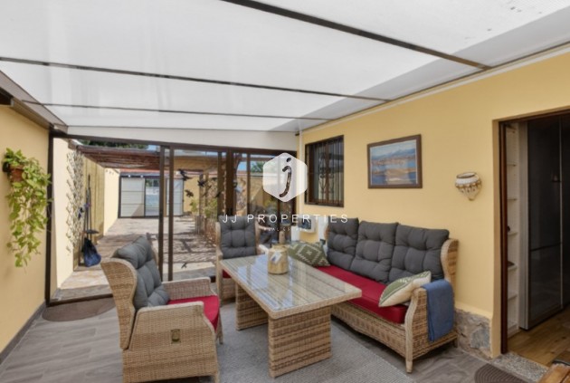 Resale - Villa -
Torrevieja - Costa Blanca