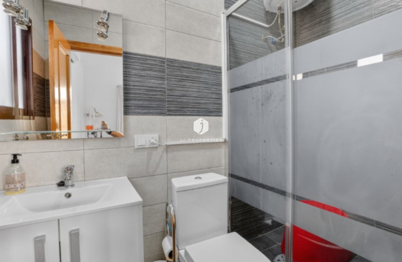 Resale - Villa -
Torrevieja - Costa Blanca