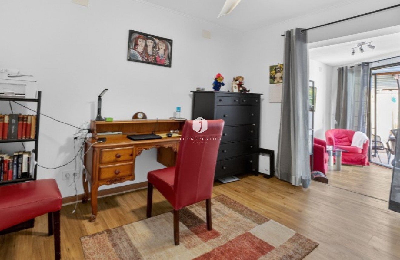 Resale - Villa -
Torrevieja - Costa Blanca
