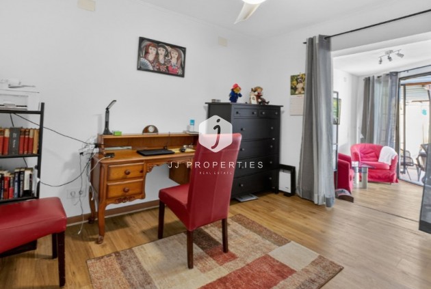 Resale - Villa -
Torrevieja - Costa Blanca