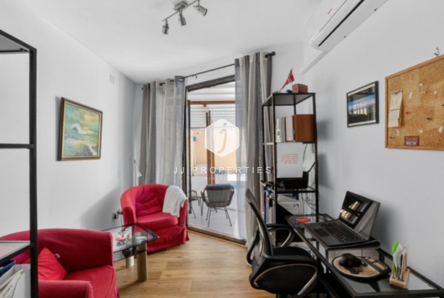 Resale - Villa -
Torrevieja - Costa Blanca