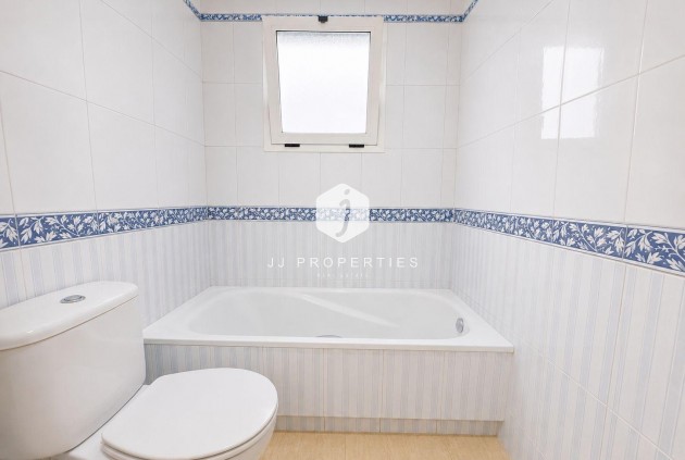 Tweedehands - Appartement / flat -
Torrevieja - Playa del Cura