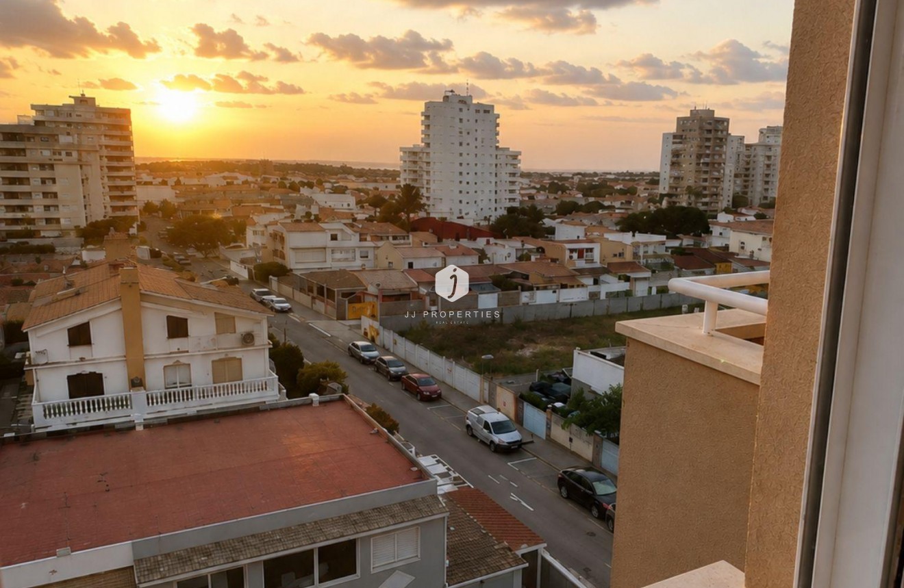 Tweedehands - Appartement / flat -
Torrevieja - Nueva Torrevieja