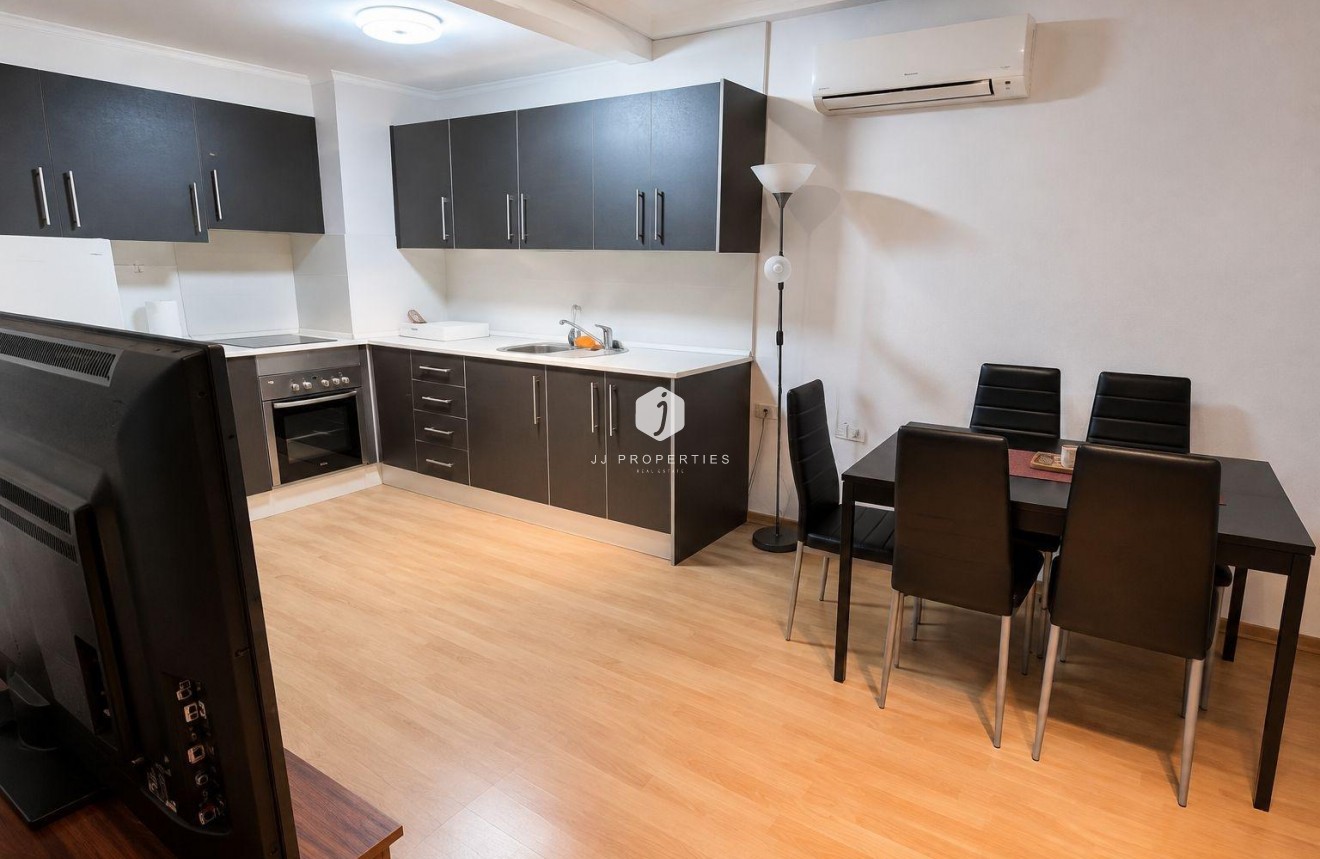 Tweedehands - Appartement / flat -
Torrevieja - Nueva Torrevieja