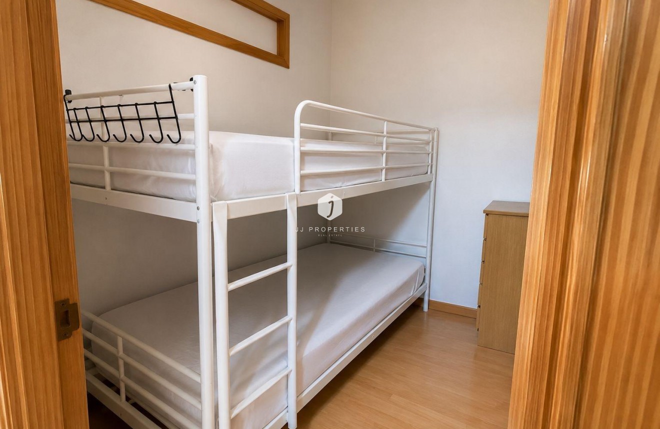 Tweedehands - Appartement / flat -
Torrevieja - Nueva Torrevieja