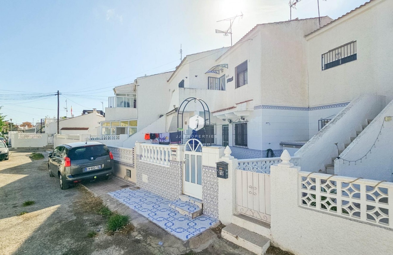 Tweedehands - Bungalow -
Torrevieja - Torretas