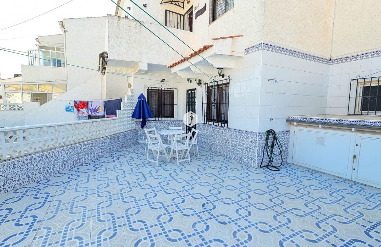 Tweedehands - Bungalow -
Torrevieja - Torretas