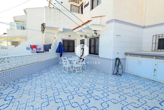 Tweedehands - Bungalow -
Torrevieja - Torretas