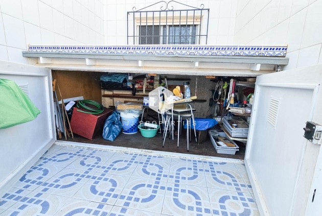 Tweedehands - Bungalow -
Torrevieja - Torretas