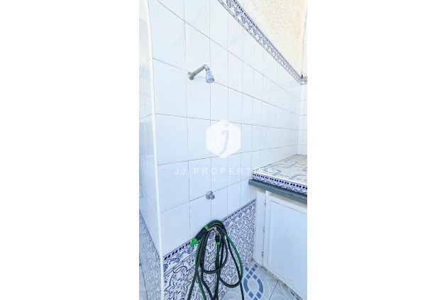 Tweedehands - Bungalow -
Torrevieja - Torretas