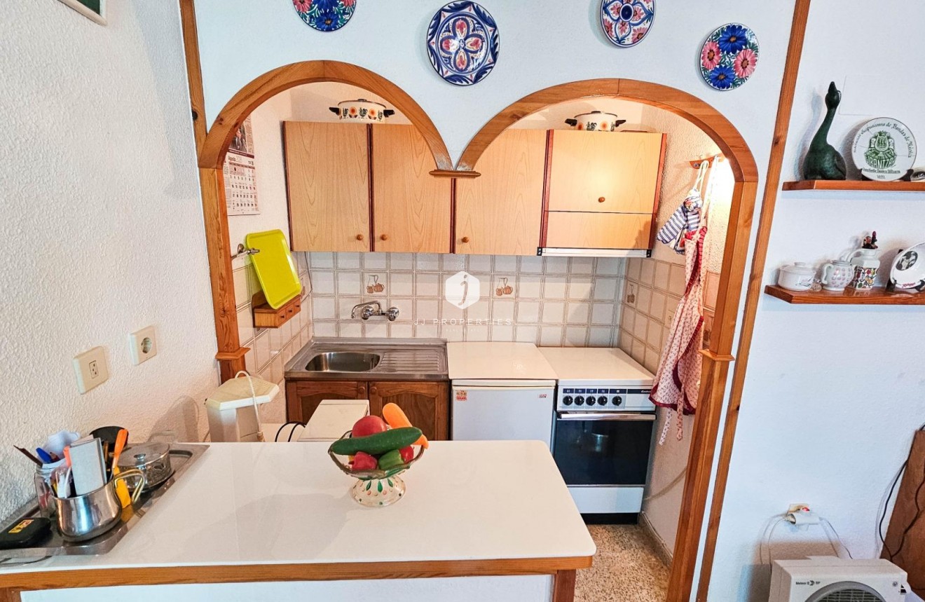 Tweedehands - Bungalow -
Torrevieja - Torretas