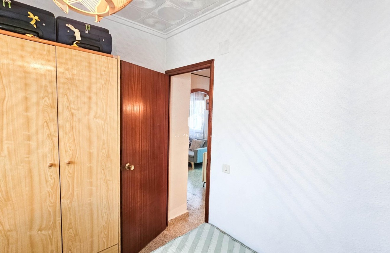 Tweedehands - Bungalow -
Torrevieja - Torretas