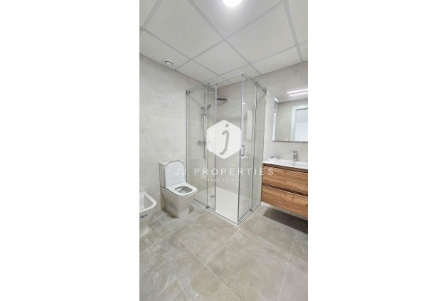 Segunda mano - Apartamento / piso -
Torrevieja - Playa del Cura