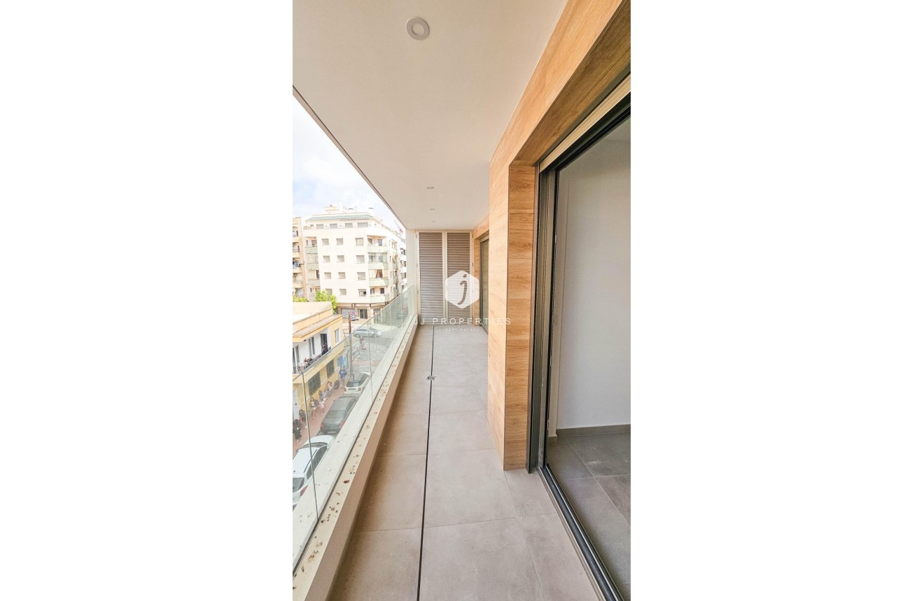 Segunda mano - Apartamento / piso -
Torrevieja - Playa del Cura