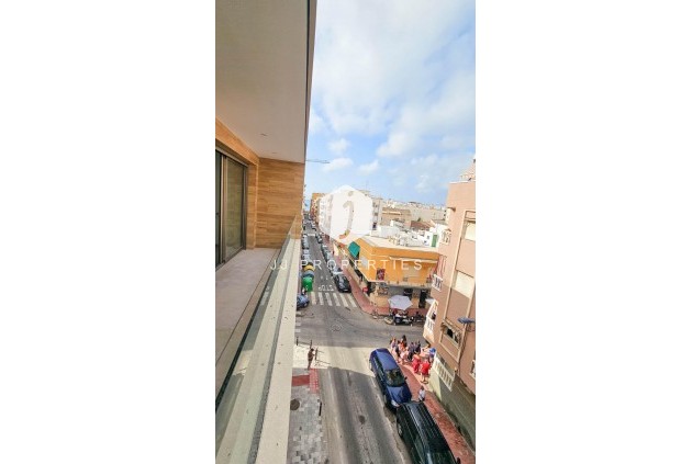 Segunda mano - Apartamento / piso -
Torrevieja - Playa del Cura