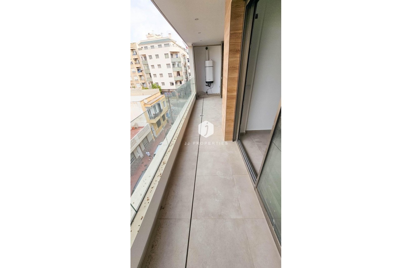 Segunda mano - Apartamento / piso -
Torrevieja - Playa del Cura