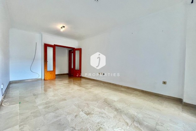 Segunda mano - Apartamento / piso -
Torrevieja