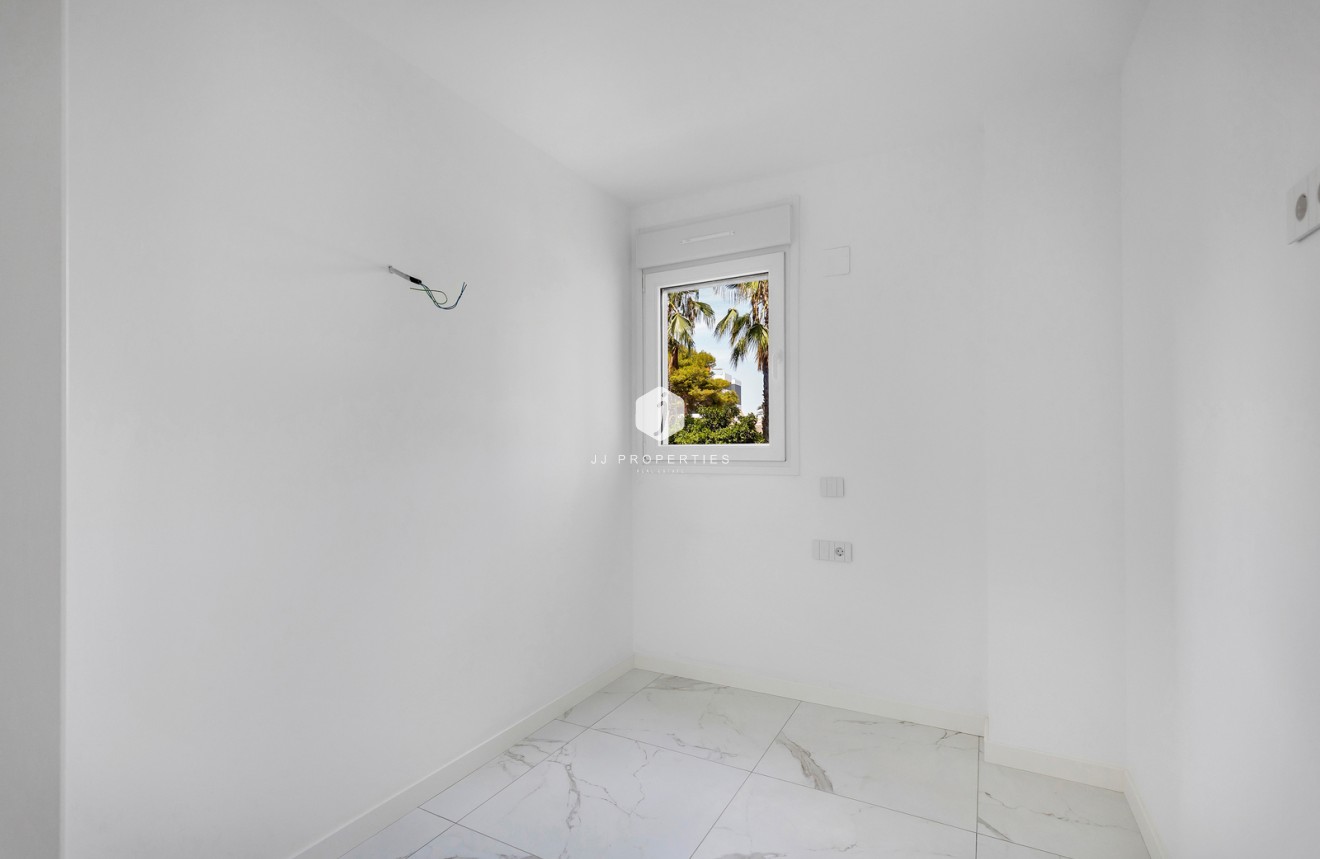 Tweedehands - Appartement / flat -
Torrevieja - Costa Blanca