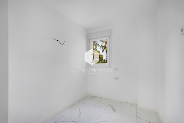 Tweedehands - Appartement / flat -
Torrevieja - Costa Blanca