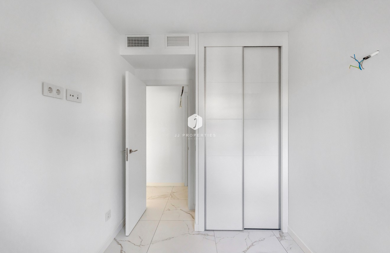 Tweedehands - Appartement / flat -
Torrevieja - Costa Blanca