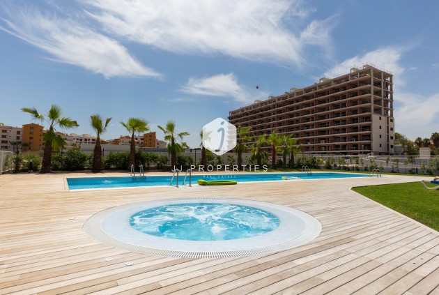 Tweedehands - Appartement / flat -
Torrevieja - Costa Blanca