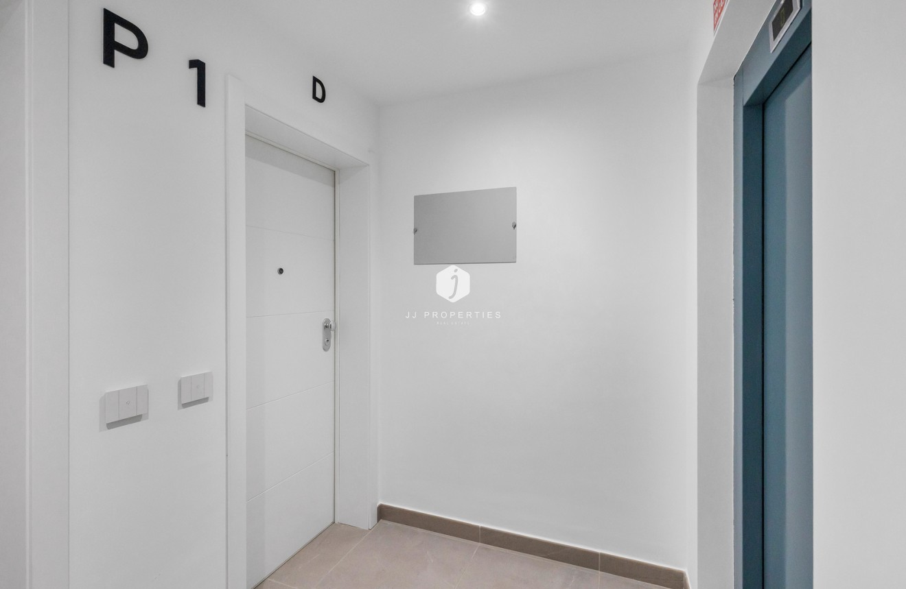 Tweedehands - Appartement / flat -
Torrevieja - Costa Blanca