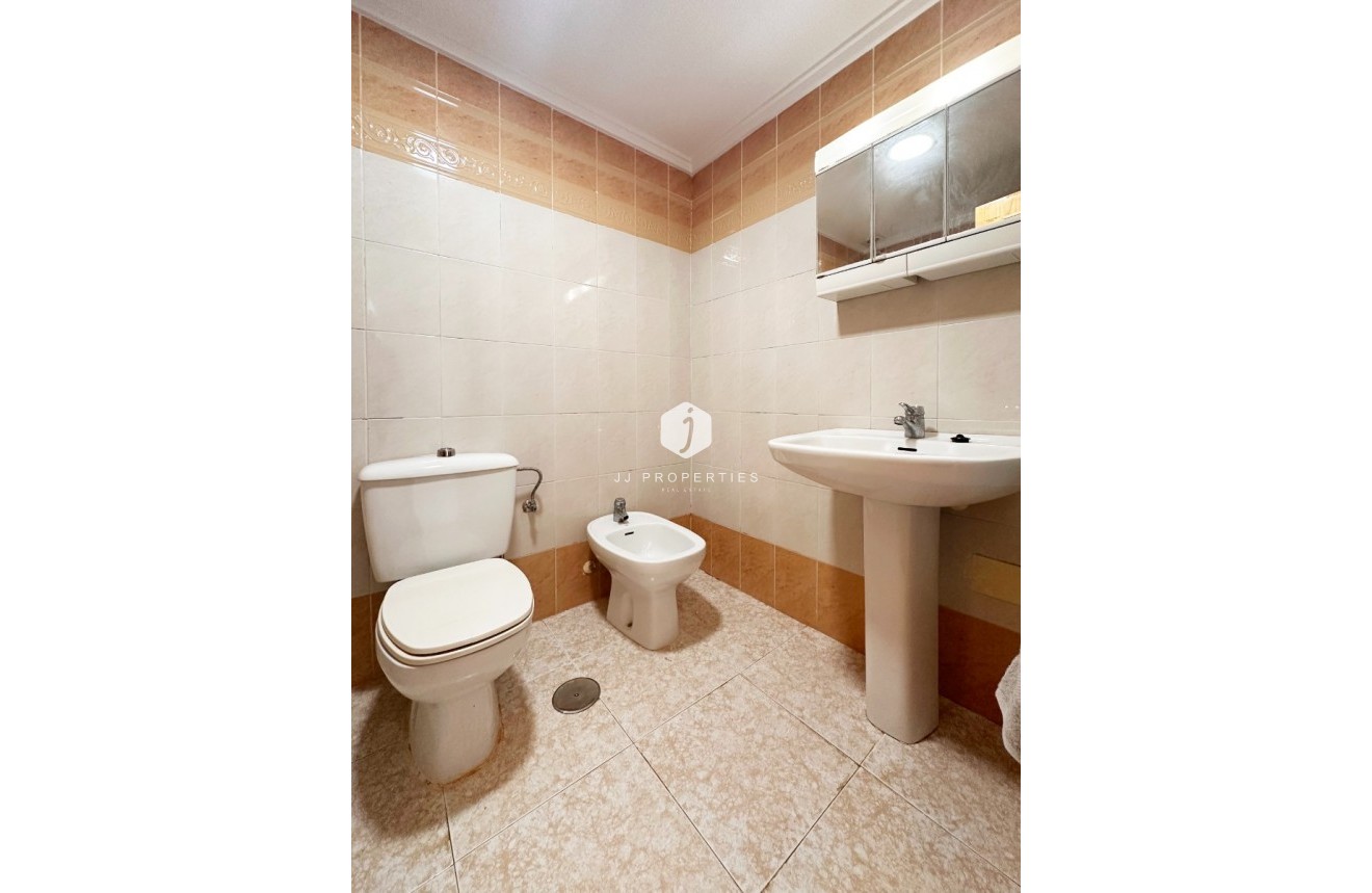 Tweedehands - Bungalow -
Torrevieja - Costa Blanca
