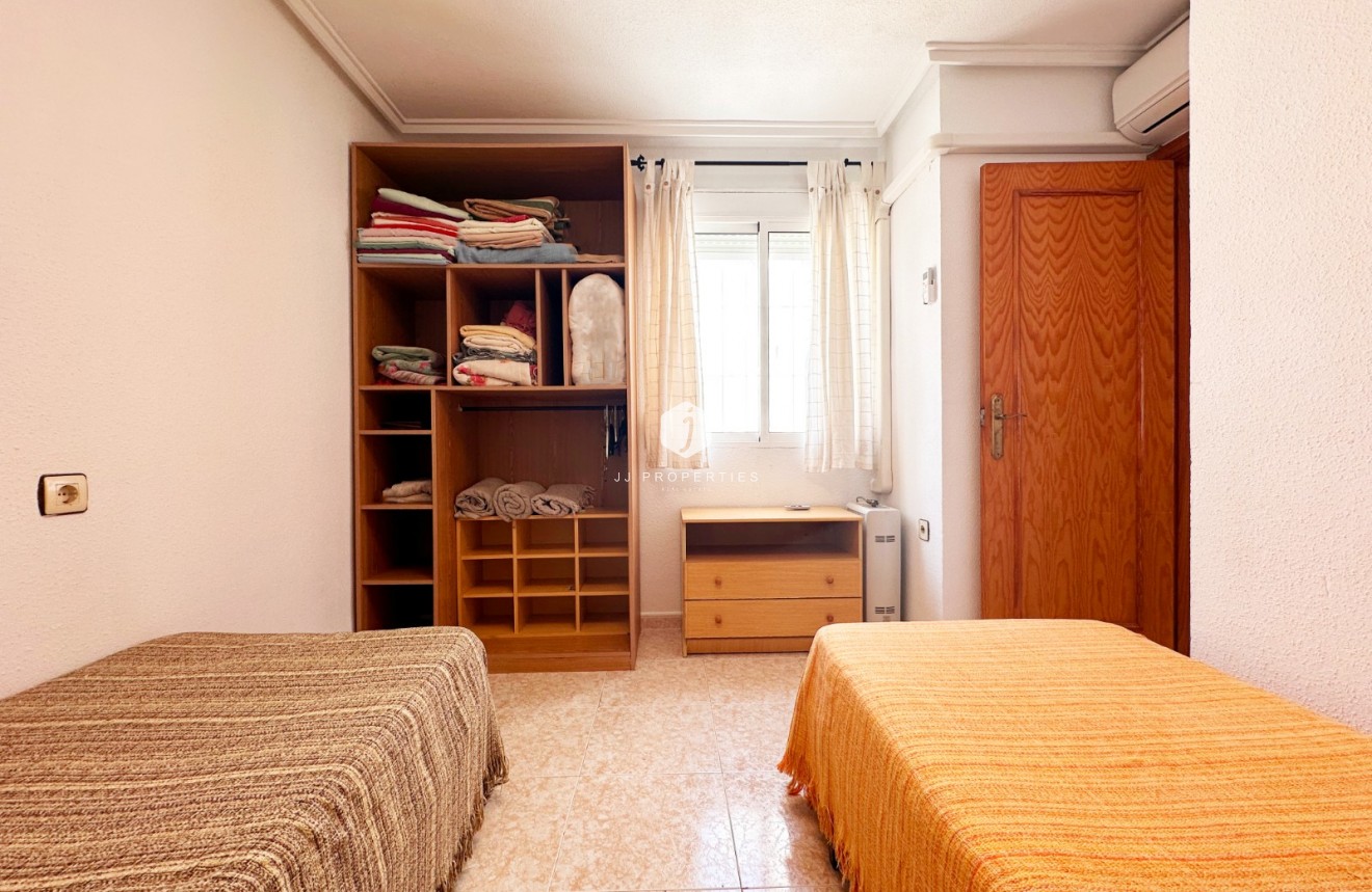 Tweedehands - Bungalow -
Torrevieja - Costa Blanca