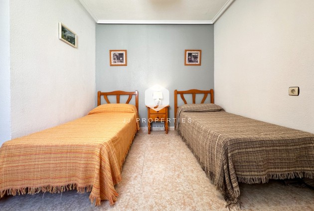 Tweedehands - Bungalow -
Torrevieja - Costa Blanca