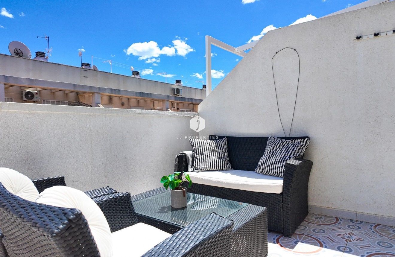 Tweedehands - Appartement / flat -
Torrevieja - Costa Blanca
