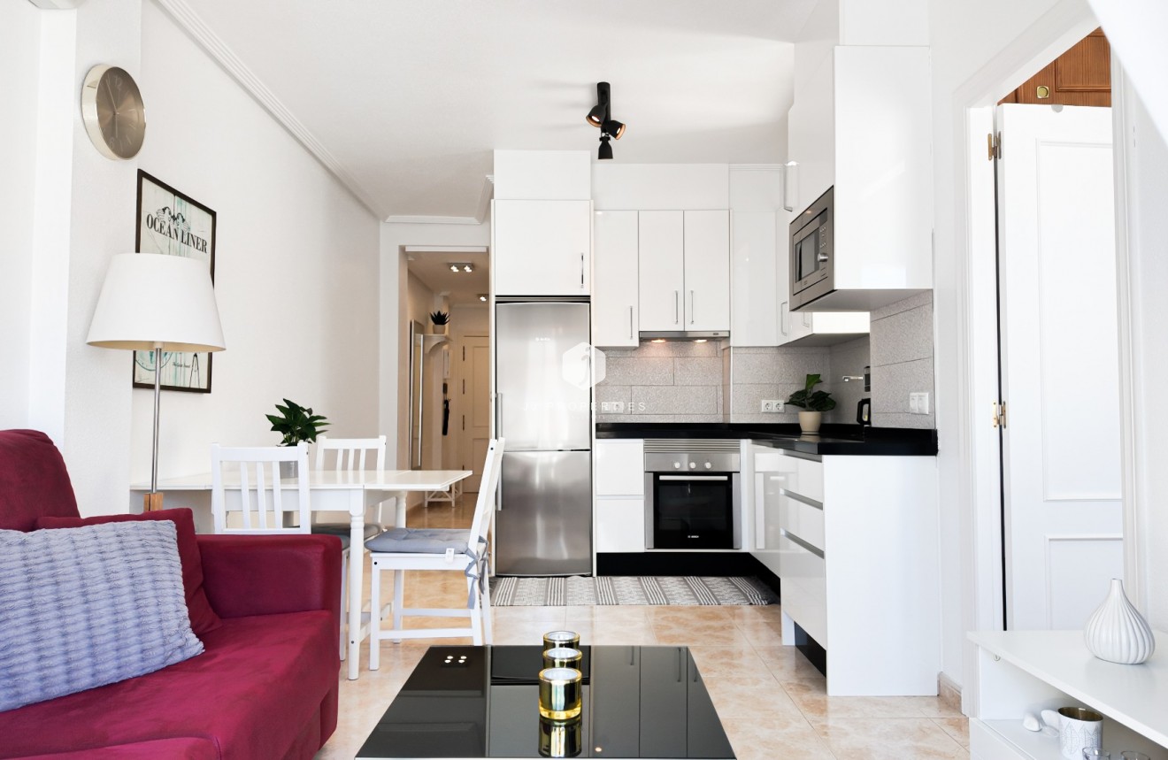 Tweedehands - Appartement / flat -
Torrevieja - Costa Blanca