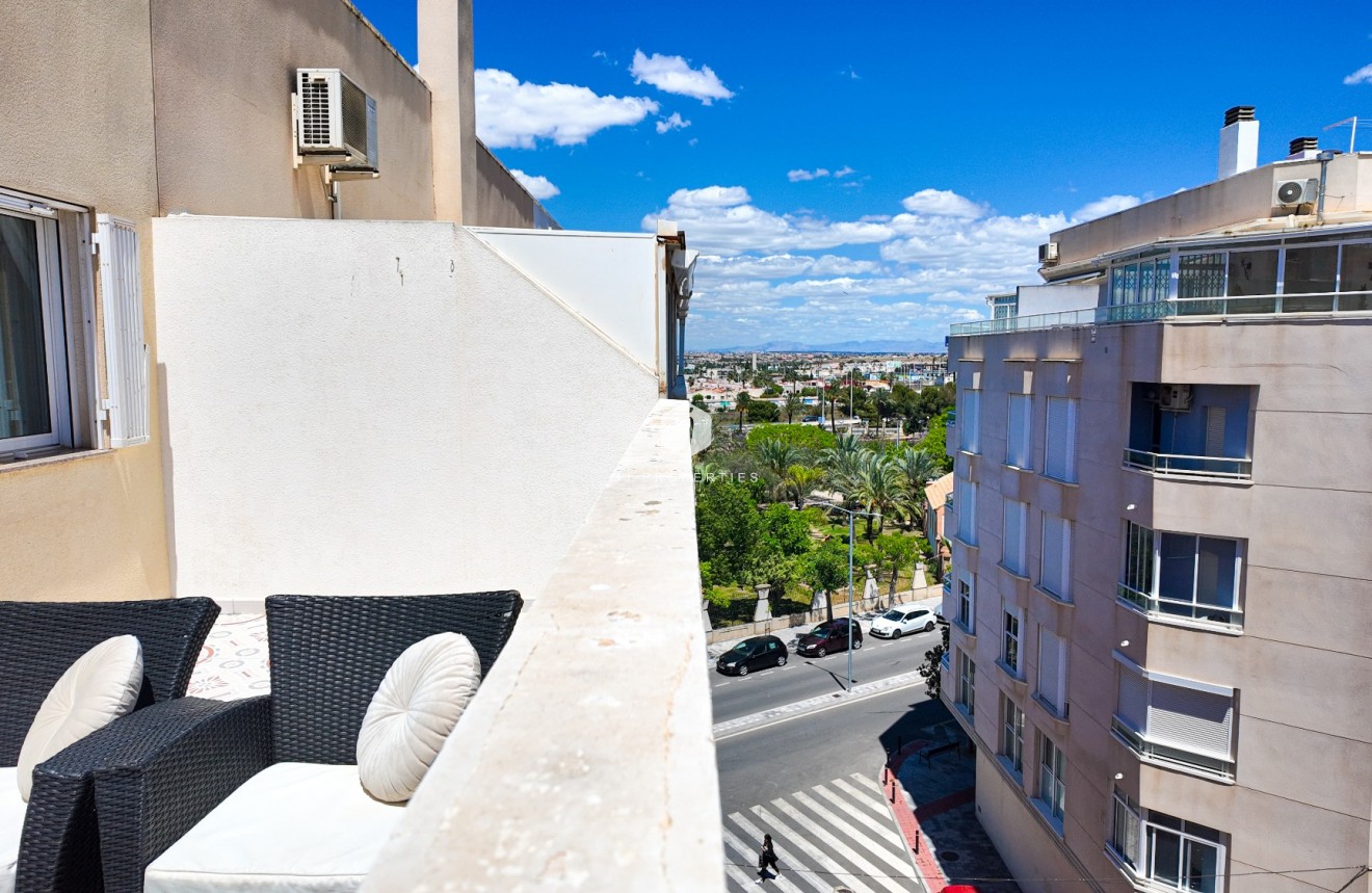 Tweedehands - Appartement / flat -
Torrevieja - Costa Blanca
