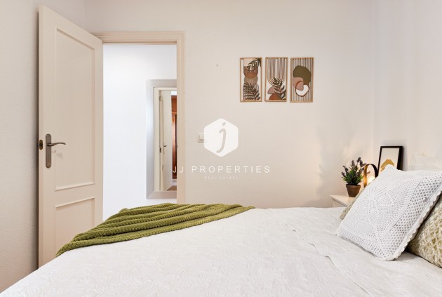 Tweedehands - Appartement / flat -
Torrevieja - Costa Blanca