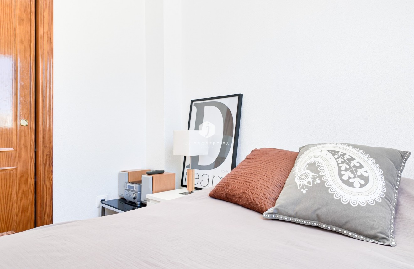 Tweedehands - Appartement / flat -
Torrevieja - Costa Blanca
