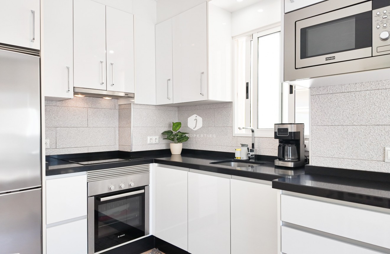 Tweedehands - Appartement / flat -
Torrevieja - Costa Blanca