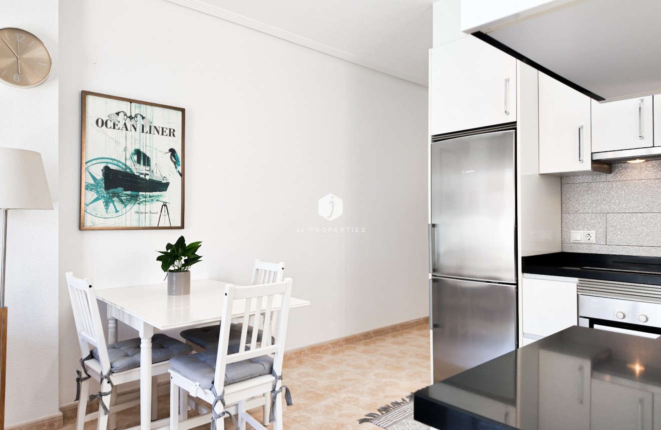 Tweedehands - Appartement / flat -
Torrevieja - Costa Blanca