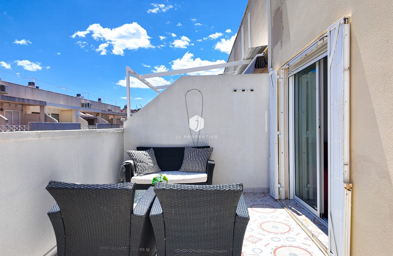 Tweedehands - Appartement / flat -
Torrevieja - Costa Blanca