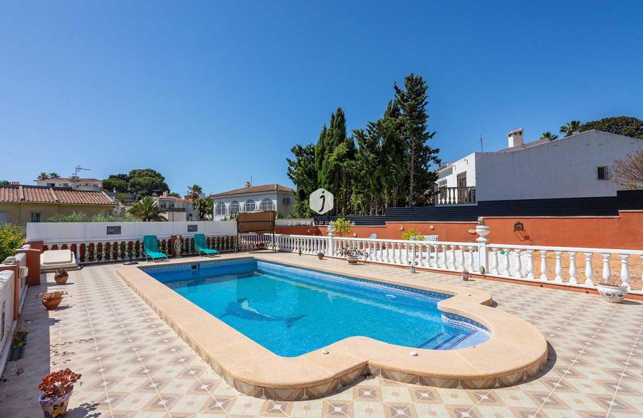 Tweedehands - Villa -
Torrevieja - Los Balcones - Los Altos del Edén