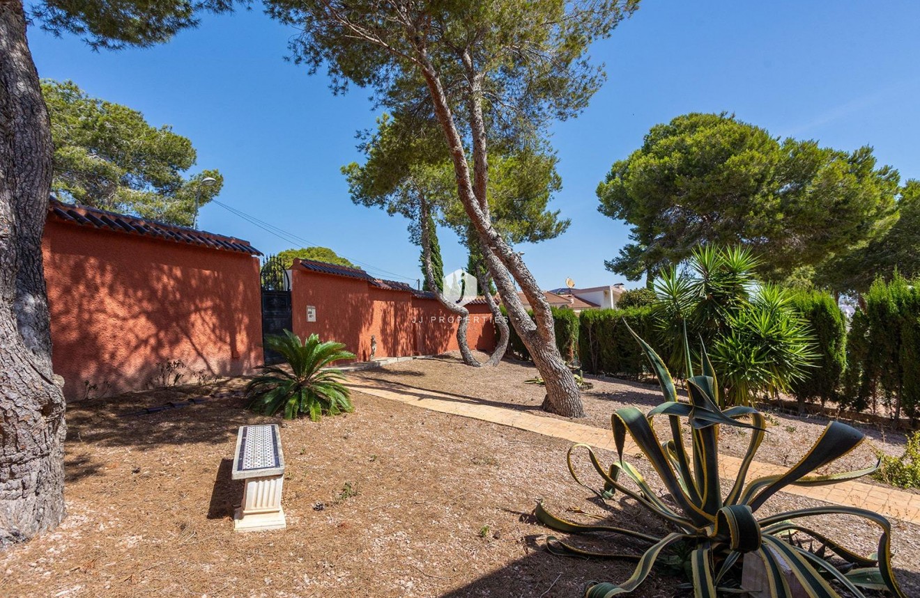 Tweedehands - Villa -
Torrevieja - Los Balcones - Los Altos del Edén