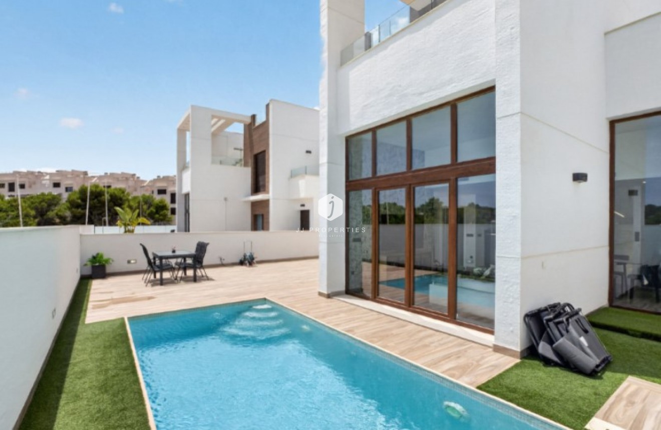 Tweedehands - Villa -
Torrevieja - Costa Blanca