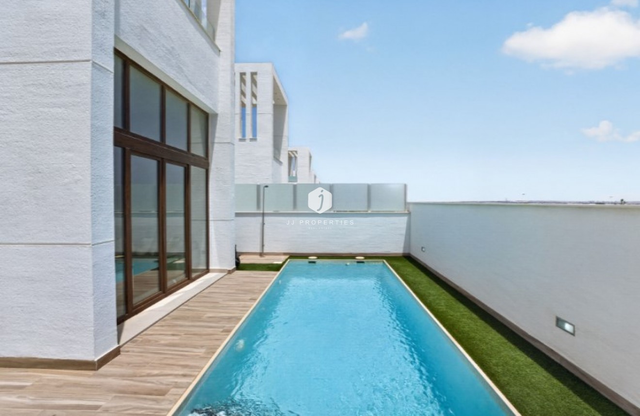Tweedehands - Villa -
Torrevieja - Costa Blanca