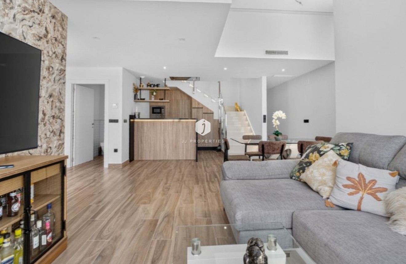 Tweedehands - Villa -
Torrevieja - Costa Blanca