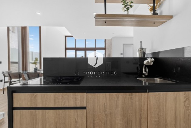 Tweedehands - Villa -
Torrevieja - Costa Blanca