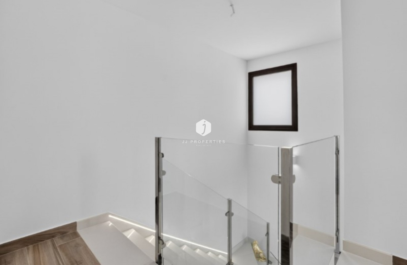 Tweedehands - Villa -
Torrevieja - Costa Blanca